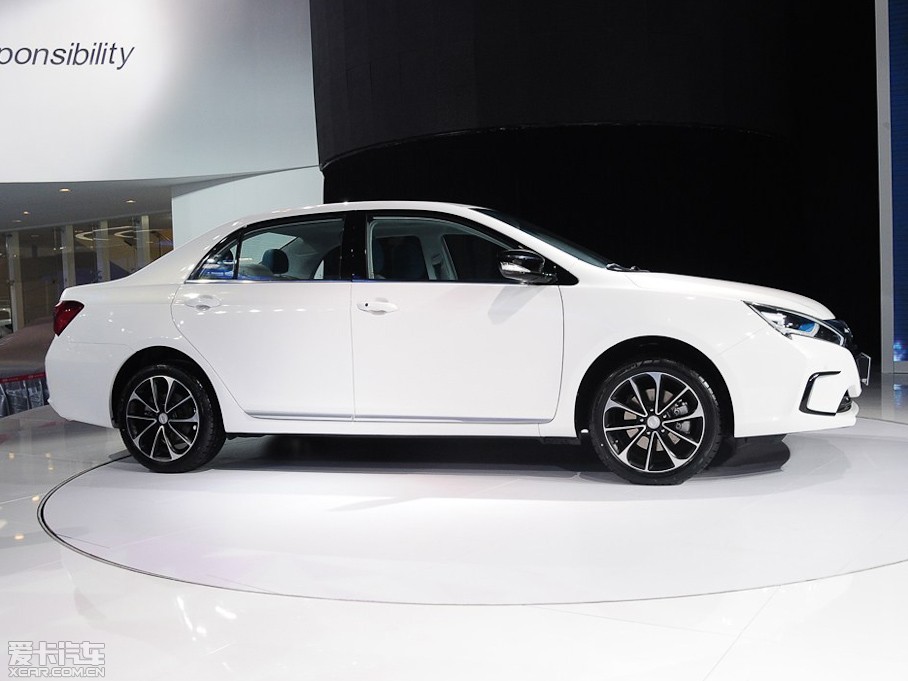 互聯(lián)網(wǎng)企業(yè)也可生產(chǎn)新能源車了 這是國務院說的 