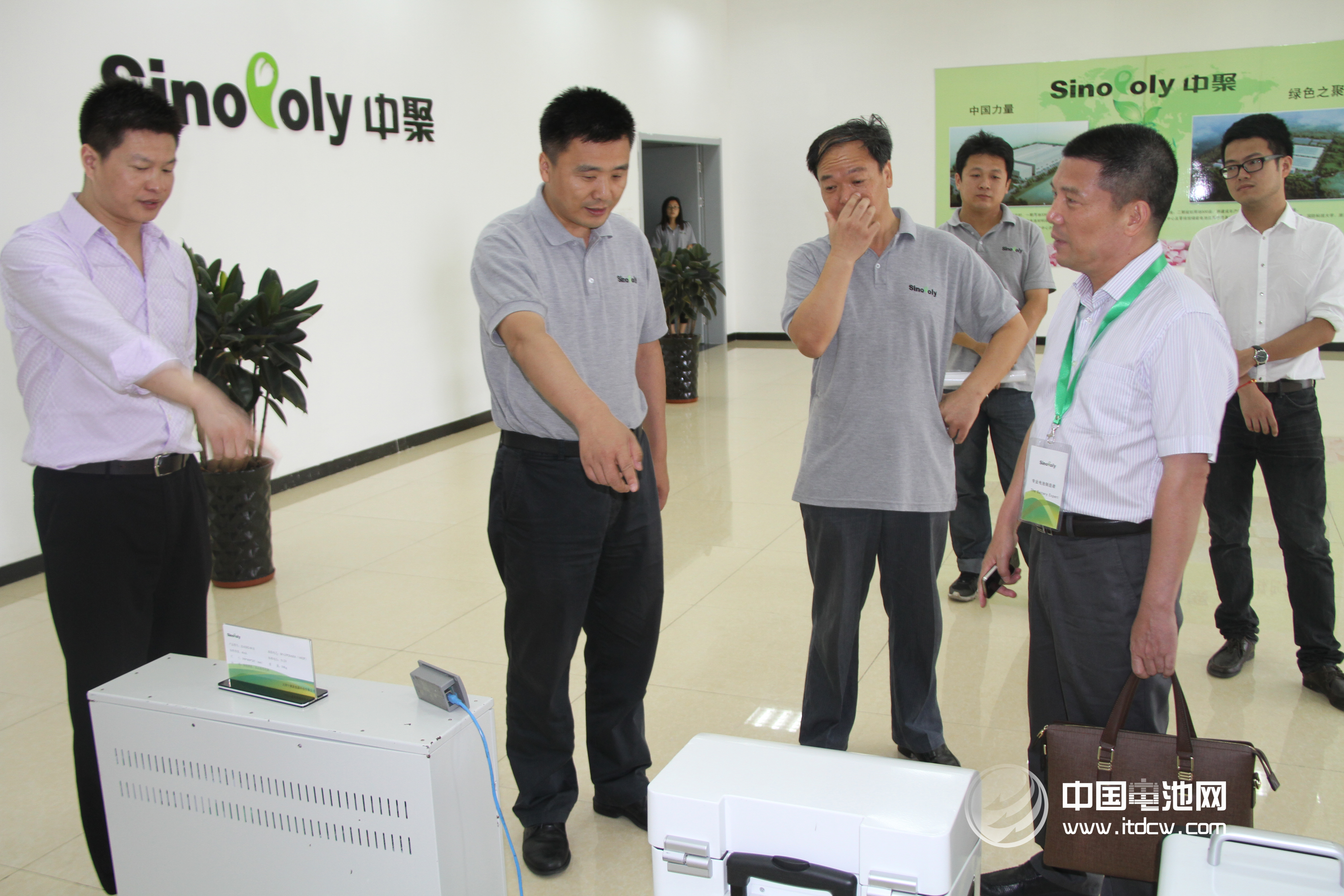 康迪新能源總經理應進峰一行考察天津中聚