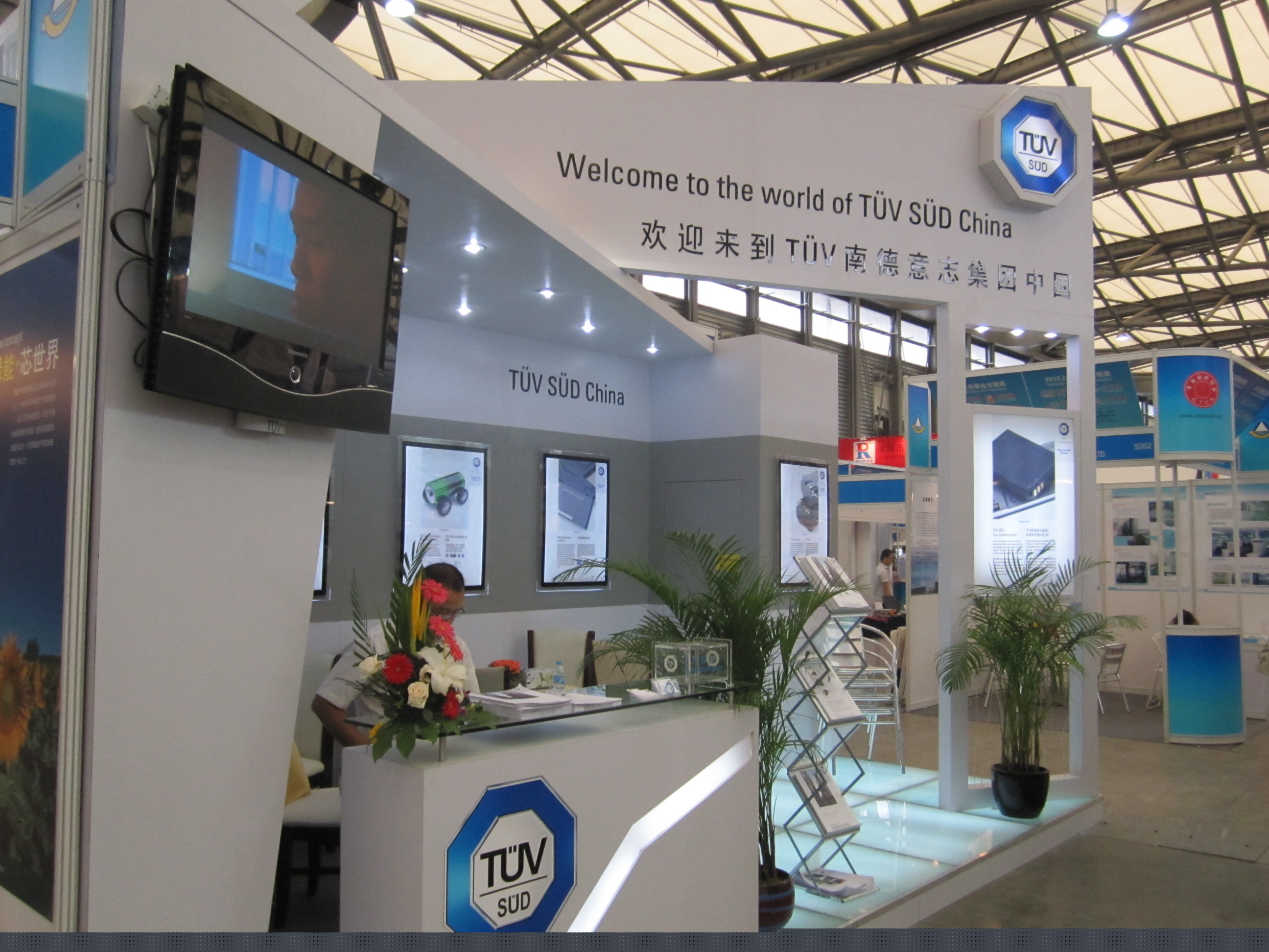 鋰電池產(chǎn)業(yè)鏈“臺(tái)風(fēng)”來(lái)了！市場(chǎng)開始爆發(fā)式增長(zhǎng)