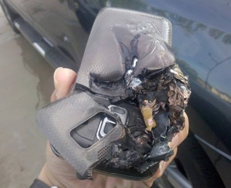 電池百科：手機電池是否會隨意爆炸？