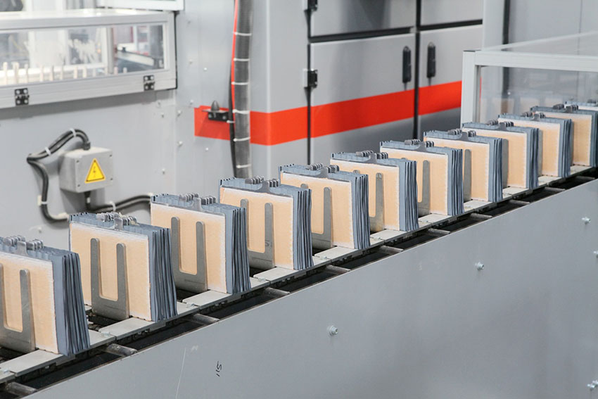 風帆股份AGM電池填補國內混合動力汽車電源產品空白