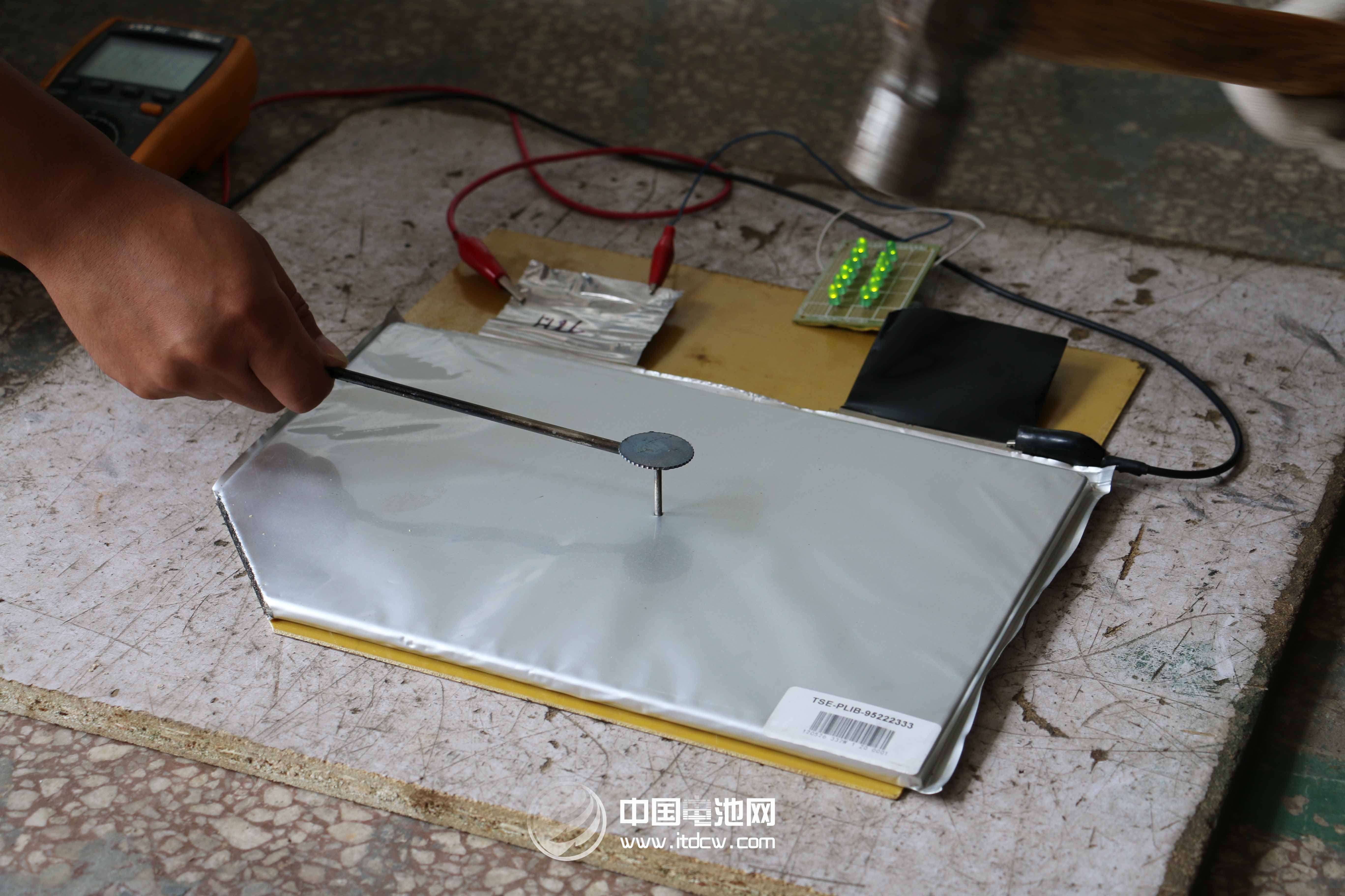 中國電池網(wǎng)一行拜訪威海東生 與王慶生博士深入交流