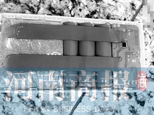 鄭州機場查貨異常充電寶 內裝沙袋代替電池（圖）