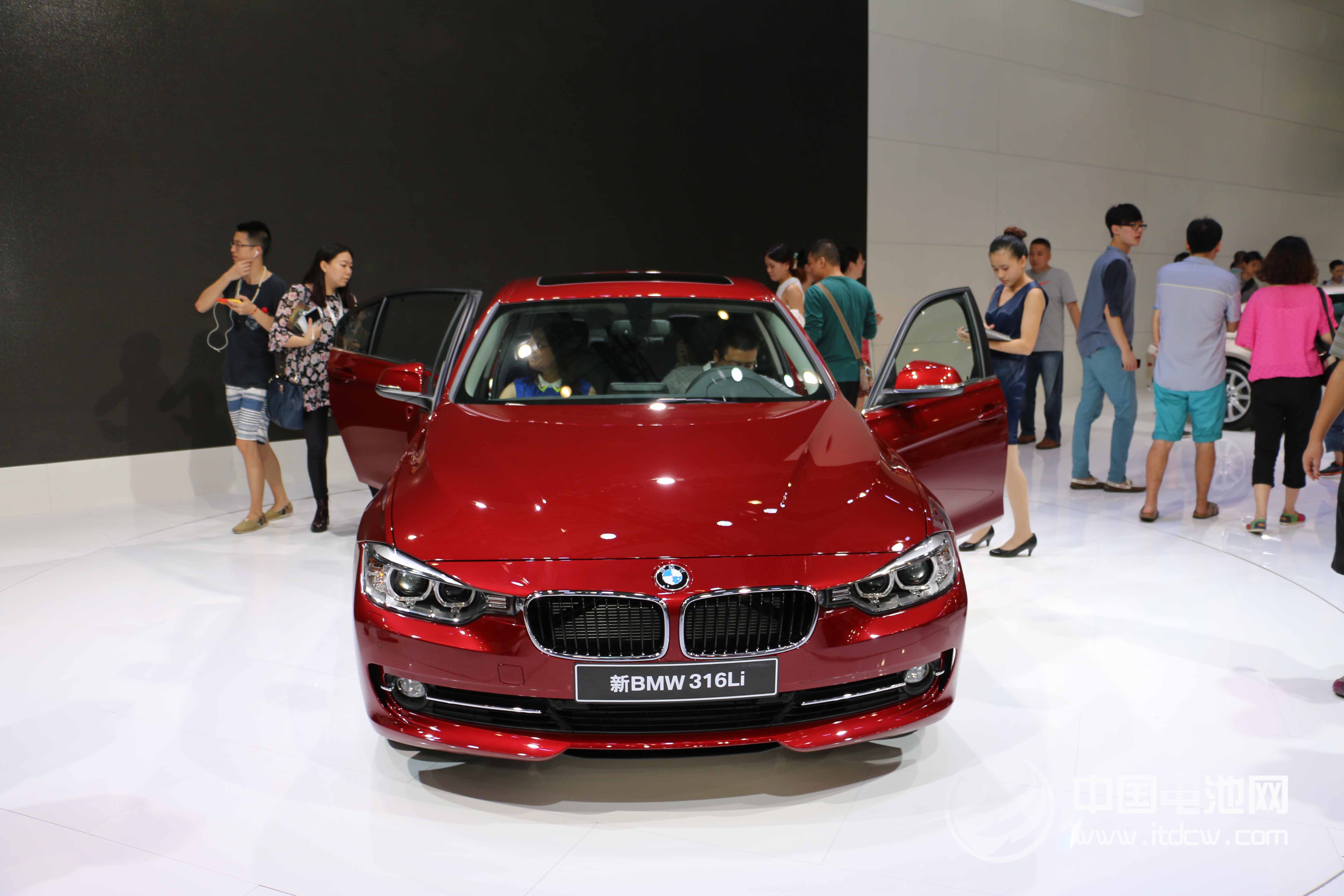 中國(guó)電池網(wǎng)圖文直擊第十七屆成都國(guó)際車展