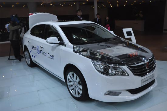 國(guó)產(chǎn)燃料電池榮威轎車 首開高速迎接“大路考”