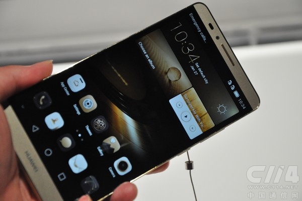 華為余承東：智能機(jī)份額三年內(nèi)沖二 不做“Me Too”贏在未來