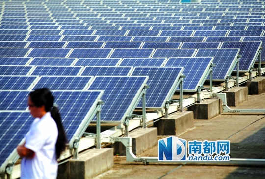 天寶集團廠區(qū)建起的光伏屋頂電站，年發(fā)電量為164 .09萬度，用來給企業(yè)供電