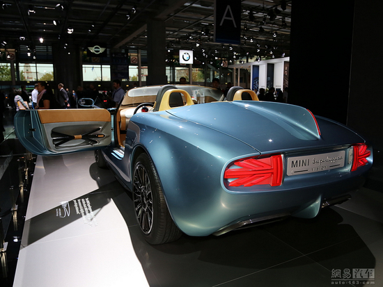 2014巴黎車展：寶馬MINI敞篷電動車正式亮相