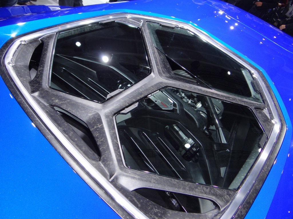 蘭博基尼首款插電混合動(dòng)力超跑亮相2014巴黎車展