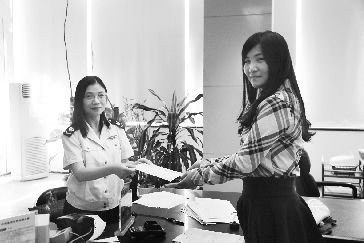 武漢首張新能源車免稅單誕生 60臺客車免稅512萬