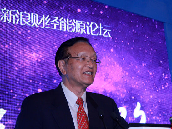 國家能源委專家咨詢委員會主任、原國家能源局局長張國寶 國家能源委專家咨詢委員會主任、原國家能源局局長張國寶