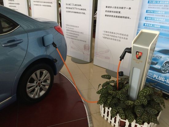 買新能源車送充電樁 公共充電設(shè)備成雞肋