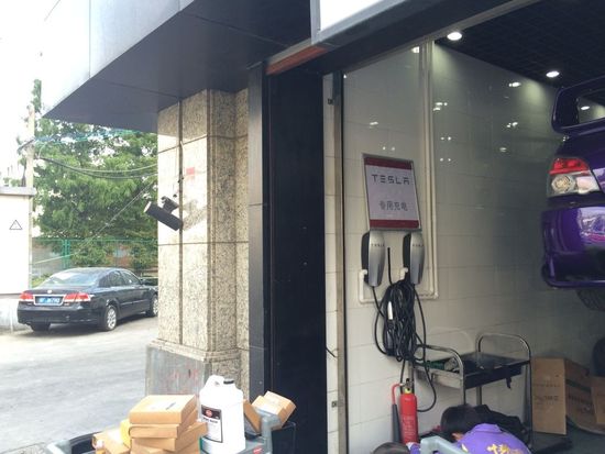 買新能源車送充電樁 公共充電設(shè)備成雞肋