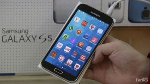 聯想完成收購摩托羅拉成 開始向蘋果三星宣戰 聯想完成收購摩托羅拉成 開始向蘋果三星宣戰