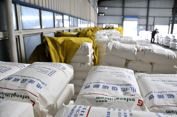 掐點釋放“朦朧利好” 贛鋒鋰業為套現畫餅？