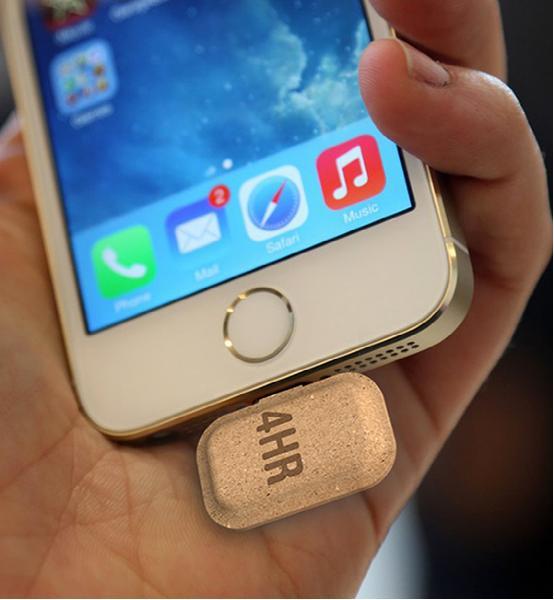 手機突然沒電怎么破？買片一次性紙片電池