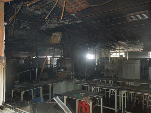 今明陽電池 起火后的慘狀