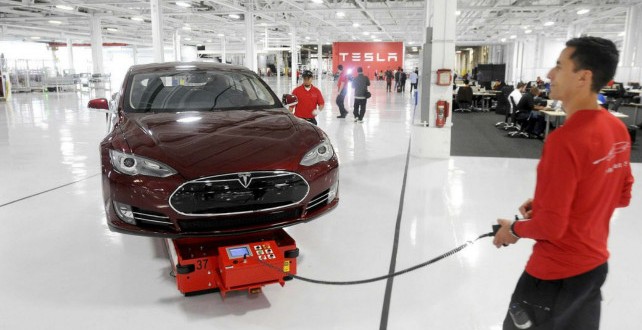 特斯拉傳奇之二：命運(yùn)之神微微張開的眼睛