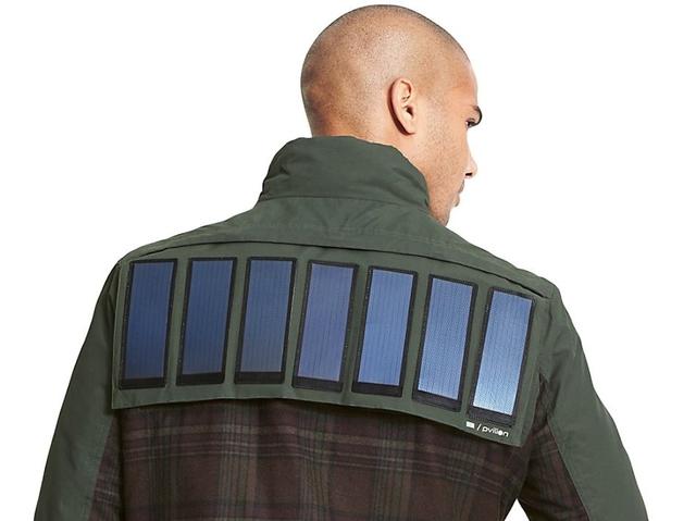 外套帶上太陽能電池板 讓智能手機隨時充足電