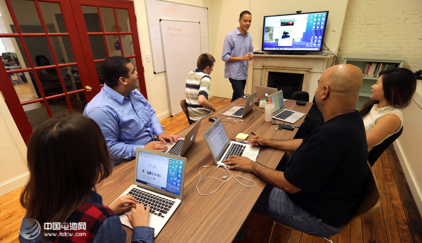 2014年是元年 智能穿戴產(chǎn)業(yè)2015年度預(yù)測報告