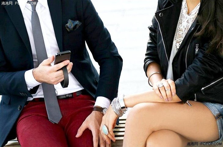 不可或缺 關于生活關于充電寶的藝術 