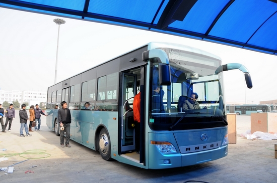 通州區2015年將投放100輛微型電動公交車 接駁地鐵