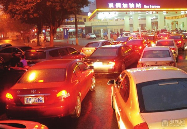 高速充電樁的笑話 從京滬高速失敗的試驗說起