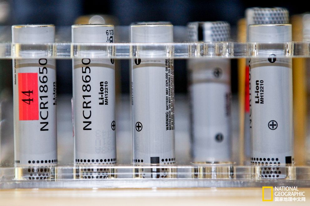 美國能贏得這場(chǎng)超級(jí)電池之爭嗎？