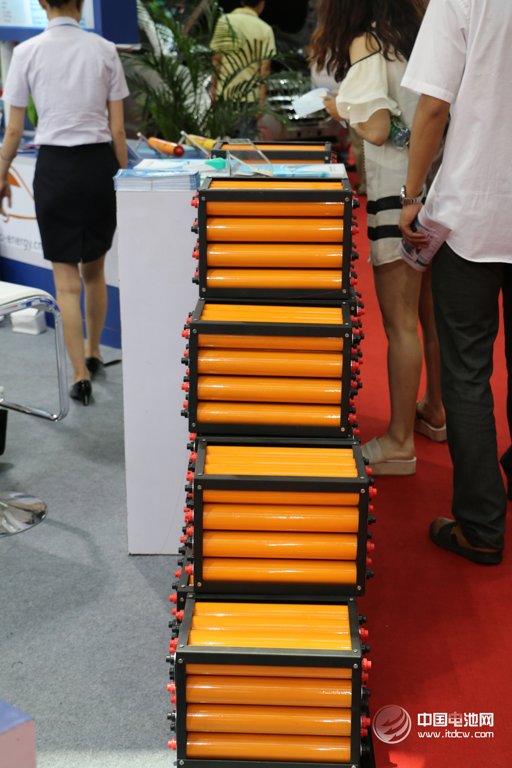 油價(jià)上漲能否給新能源汽車機(jī)會(huì)？其實(shí)不然！