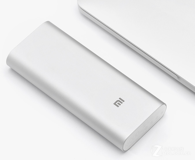 春季續(xù)航攻略 大容量實用移動電源火爆看 