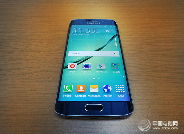 三星Galaxy S6外媒評(píng)論匯總：對(duì)抗蘋果iPhone