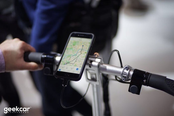 福特推智能電動(dòng)自行車(chē) 可連蘋(píng)果iPhone有車(chē)能提醒