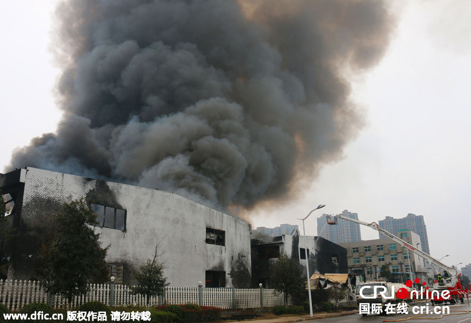 湖南寧鄉海納新材料發生爆炸 濃煙漫延數公里