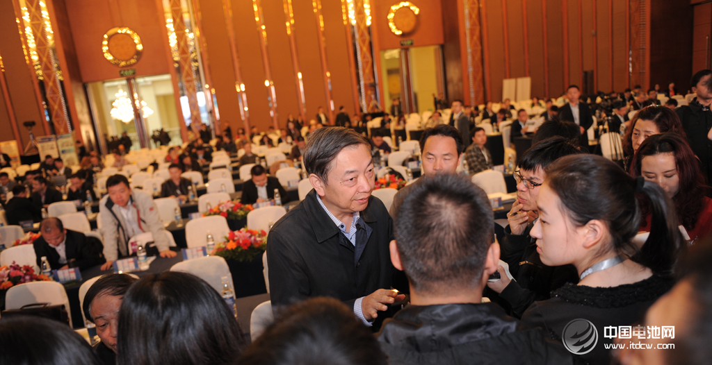 新能源汽車補貼取消與否不能“一刀切”