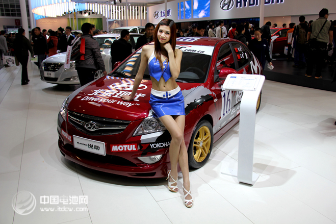 2015年2月我國(guó)新能源汽車生產(chǎn)5260輛 同增近5倍