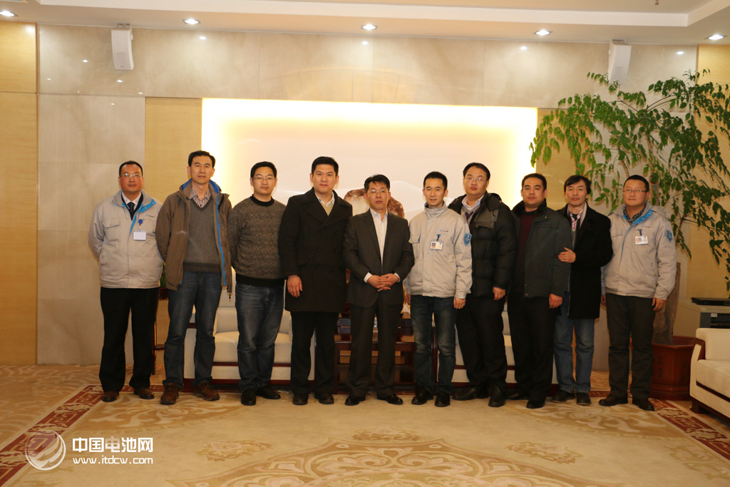 低速電動(dòng)車(chē)迷途：市場(chǎng)蓄勢(shì) 政策不明 何去何從？