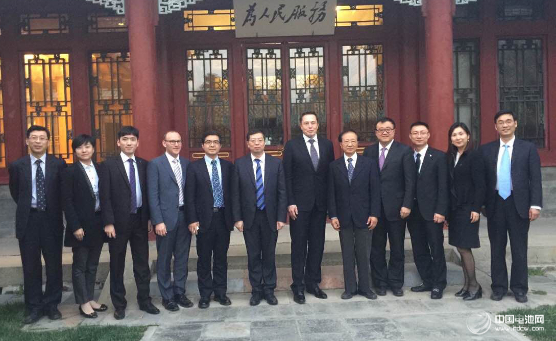 用工程師的力量改變世界：馬斯克拜訪清華新任校長(zhǎng)邱勇