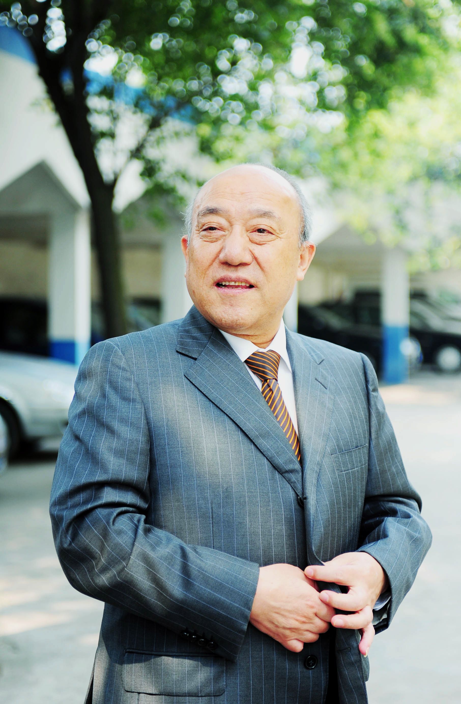 萬(wàn)向集團(tuán)魯冠球：企業(yè)家在進(jìn)步但還不夠