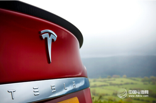 特斯拉Model S P85D“全輪驅動”中國新能源汽車