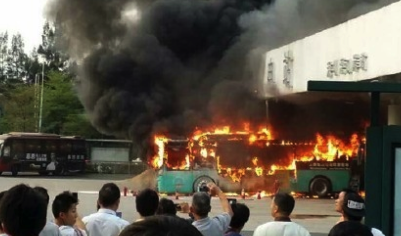 電池再報起火預(yù)警 新能源車發(fā)展中“三宗原罪”