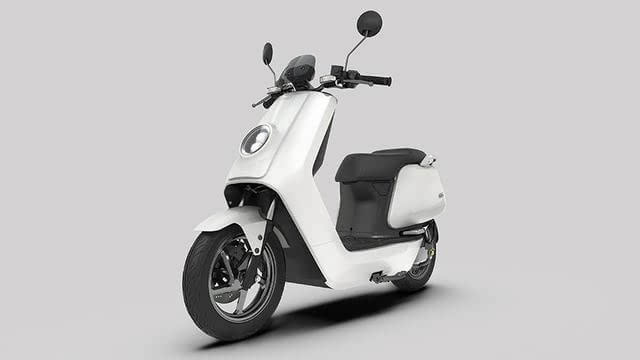 電動車界闖進野蠻人  小牛電動車虧本賣想干啥？