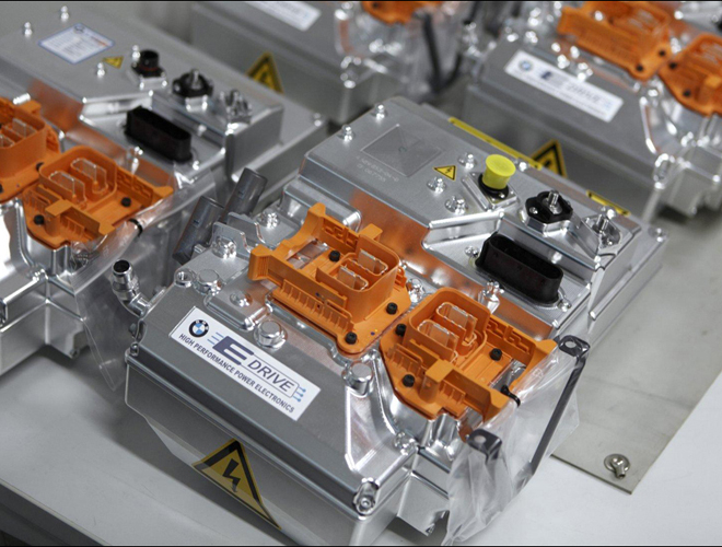 電動(dòng)車電池六大須知：里程 自燃 快充 保險(xiǎn) 質(zhì)保 價(jià)格