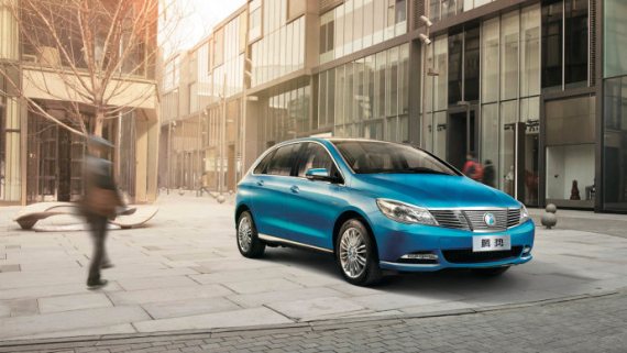 新能源車破局:高端純電動車如何平衡務(wù)實(shí)與務(wù)虛 新能源車破局:高端純電動車如何平衡務(wù)實(shí)與務(wù)虛