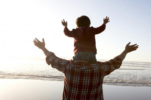 父親節(jié)了，曬曬這些很牛的老總們父親都大有來頭