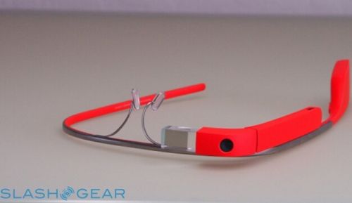 谷歌眼鏡二代改進：棱鏡顯示器加大 配外掛電池