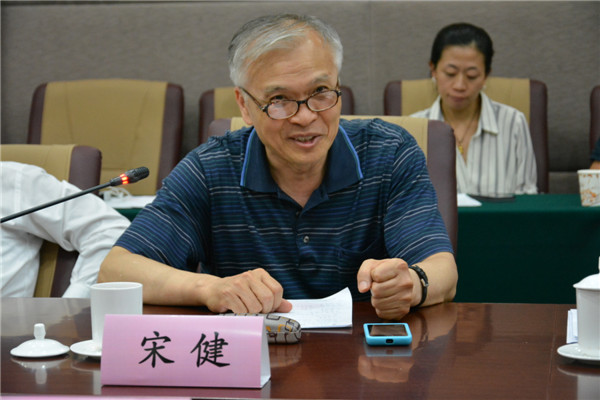 宋?。弘姵丶夹g是純電動汽車發展的關鍵