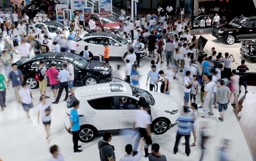 我國(guó)新能源汽車產(chǎn)銷量有望邁進(jìn)世界第一集團(tuán)