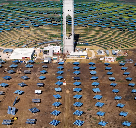 多地光伏項目棄電高達七成 搶裝潮埋下質量隱患 多地光伏項目棄電高達七成 搶裝潮埋下質量隱患