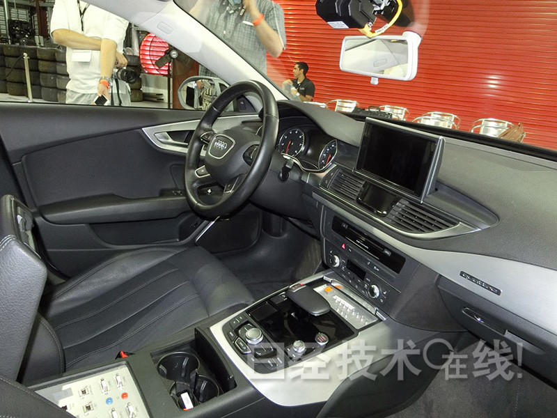 奧迪公開高速道路用自動(dòng)駕駛車“Jack”內(nèi)部