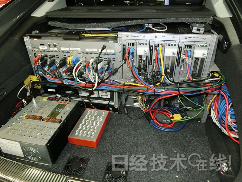 奧迪公開高速道路用自動(dòng)駕駛車“Jack”內(nèi)部